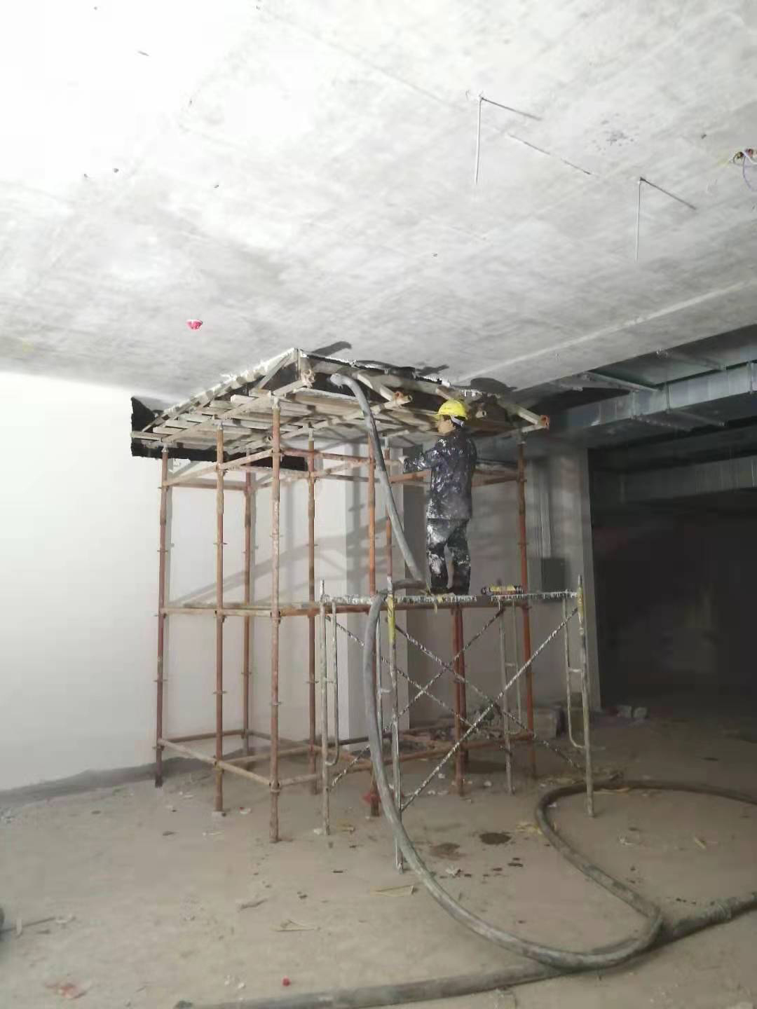 对地面裂痕的处置惩罚，，，，古板方法还适用吗？？？？？？