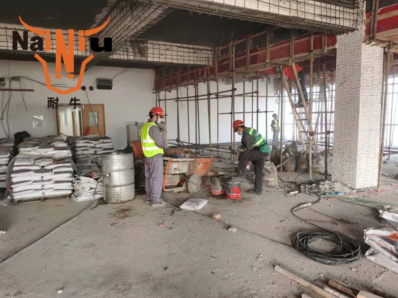 修补水泥路面露骨质料哪个厂家有？？